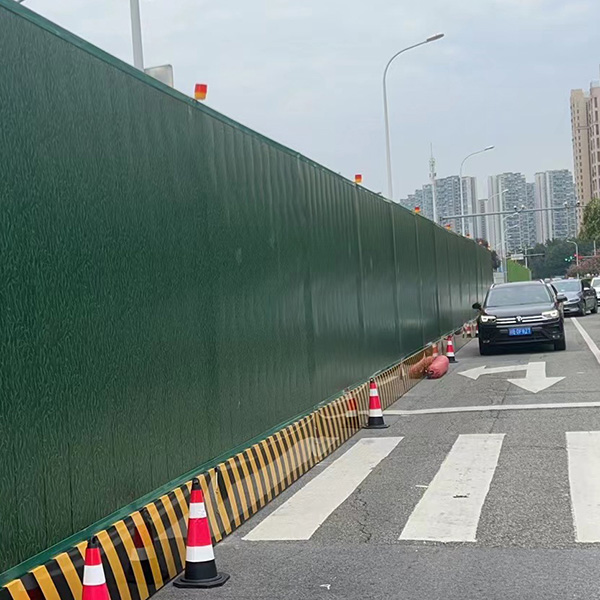 彩钢围挡多少钱一米 彩钢围挡多少钱一米